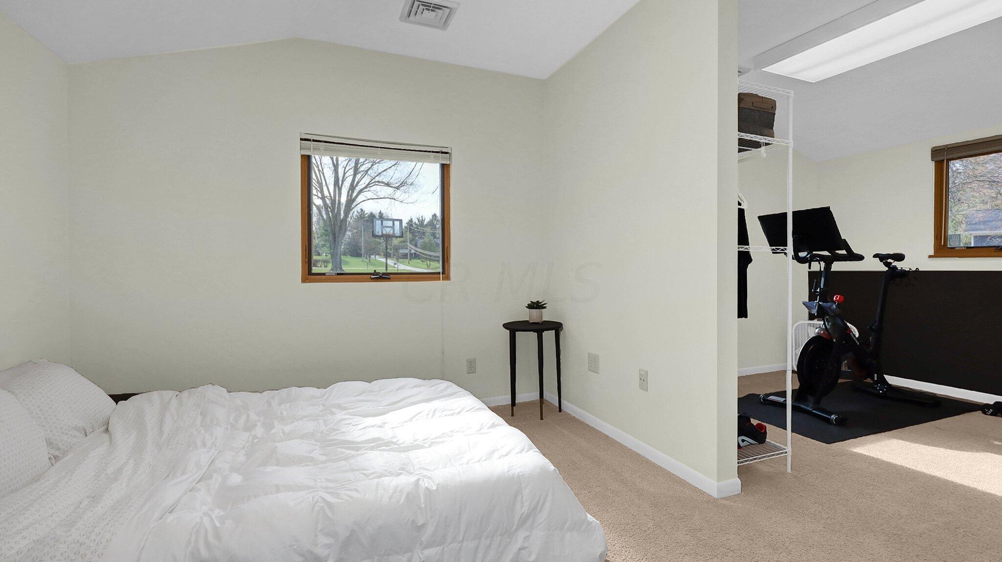 4254 Dublin Road Columbus, OH 43221 - Photo 21 of 42 4th Bedroom