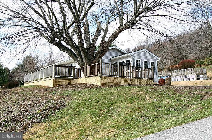 3604 Lineboro Road Manchester, MD 21102 - Photo 2 of 20 Exterior (Front)