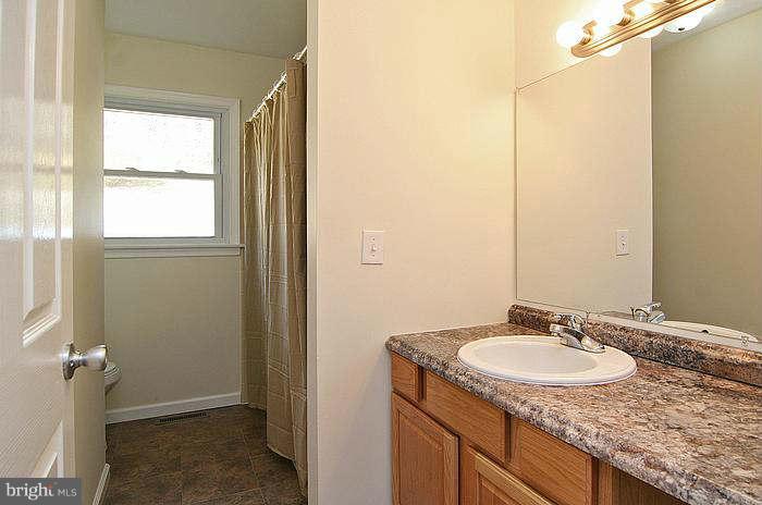 3604 Lineboro Road Manchester, MD 21102 - Photo 9 of 20 Bath
