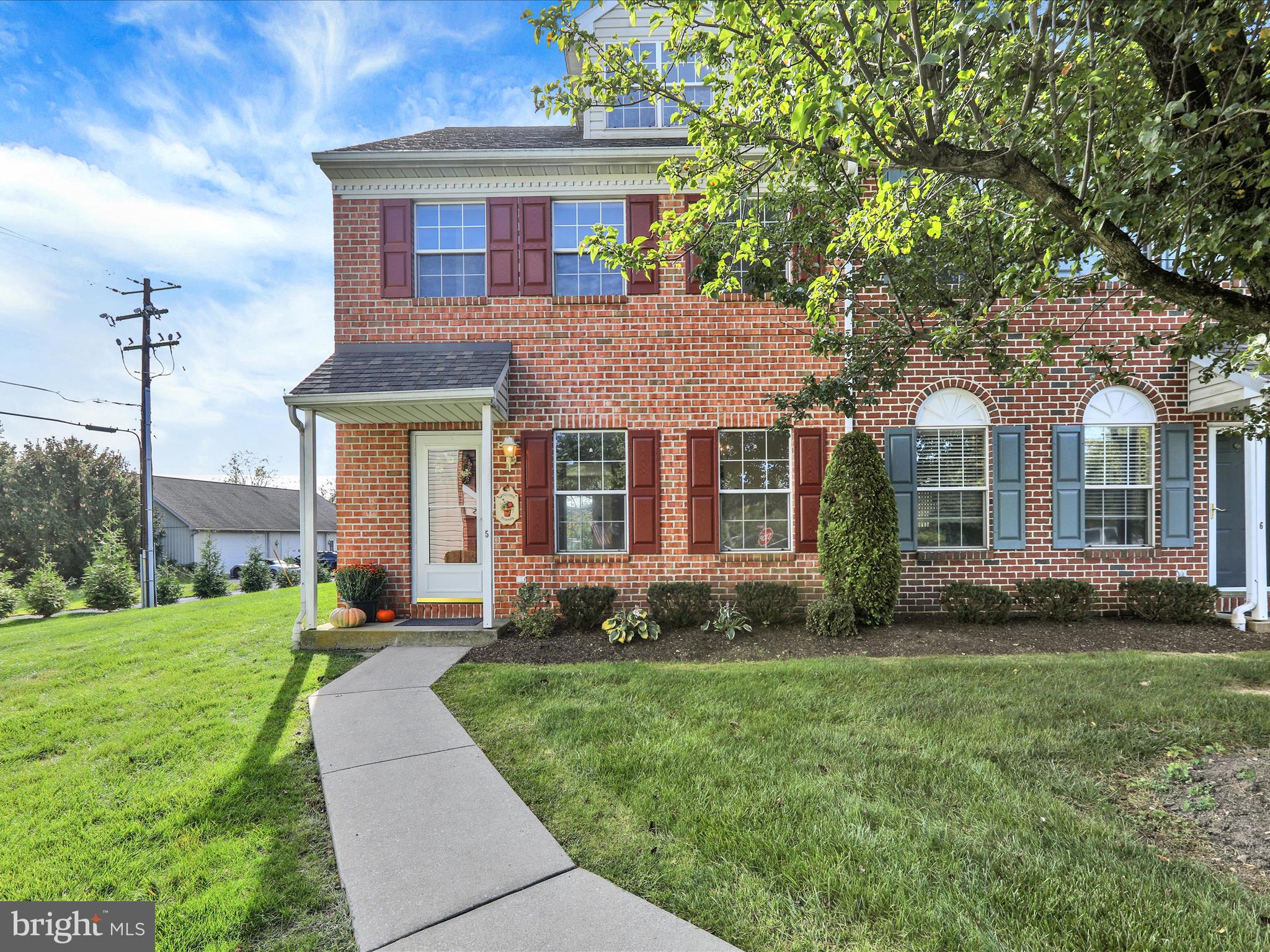 5 Becket Court Reading, PA 19607 - Photo 1 of 25 5 Becket Ct