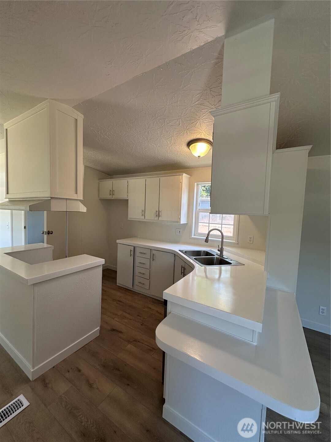 10239 185th Avenue Southwest, Unit 45 Rochester, WA 98579 - Photo 6 of 16 Gallery Image 6
