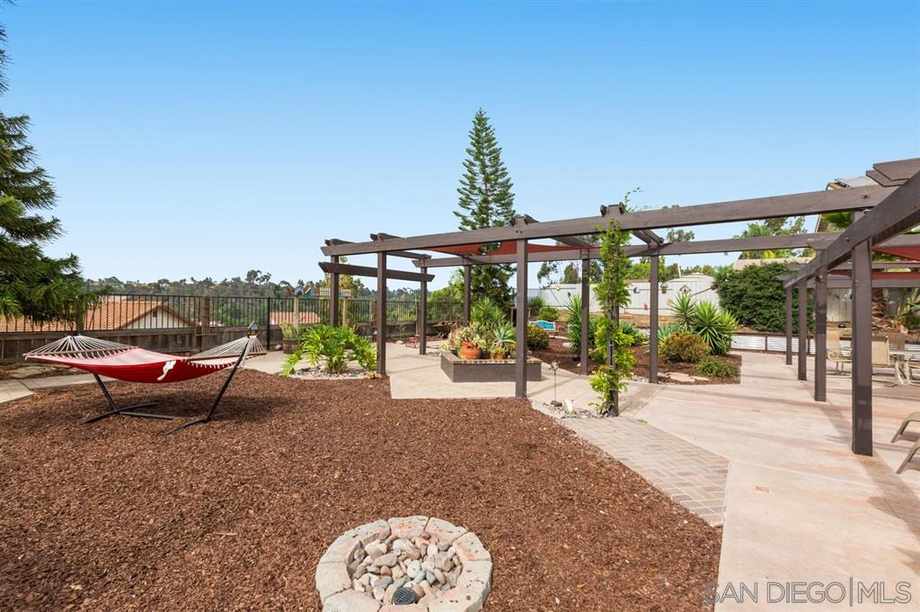14802 Oakline Road Poway, CA 92064 - Photo 12 of 24
