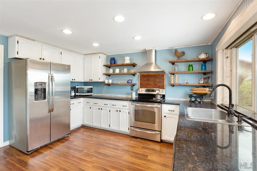 14802 Oakline Road Poway, CA 92064 - Photo 8 of 24