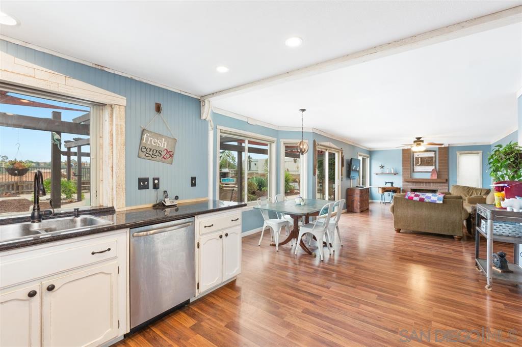 14802 Oakline Road Poway, CA 92064 - Photo 9 of 24