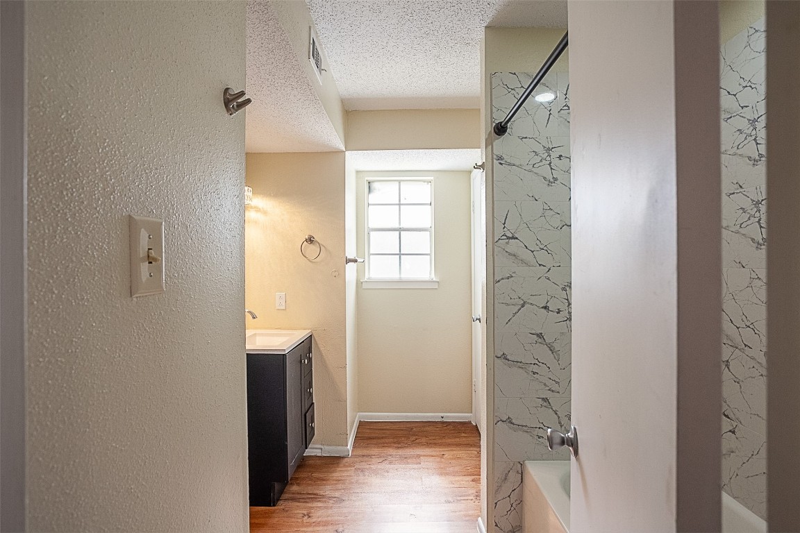 4150 Crow Road, Unit 10 Beaumont, TX 77706 - Photo 14 of 22