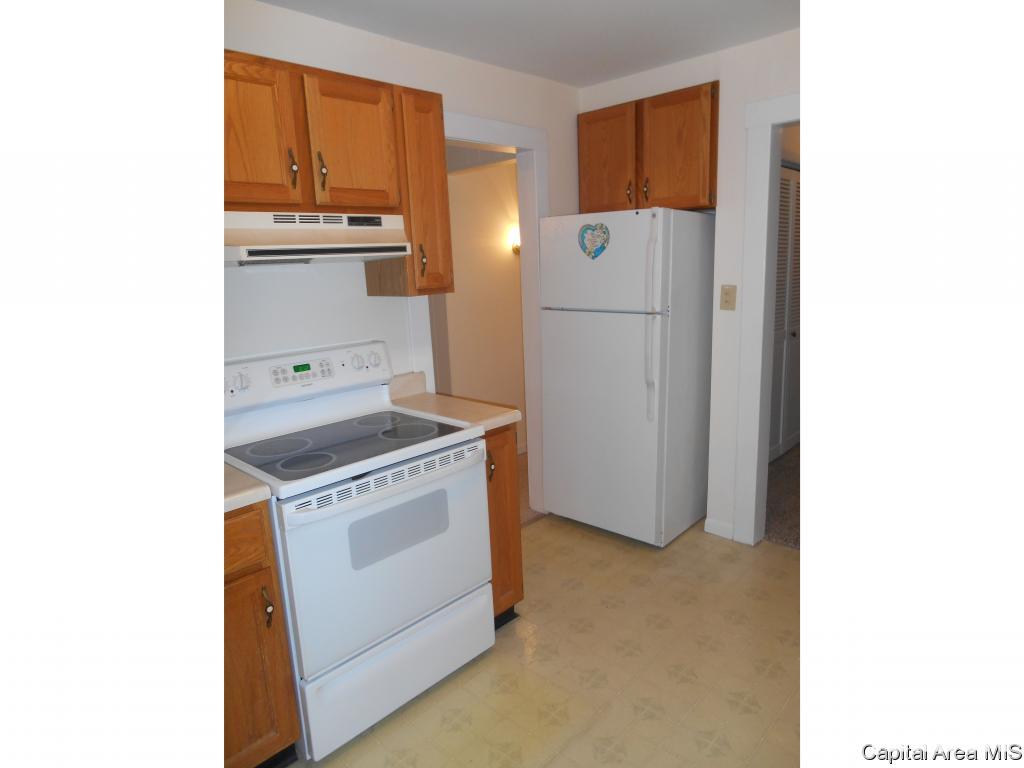 2329 East Reservoir Street Springfield, IL 62702 - Photo 14 of 27 Gallery Image 14