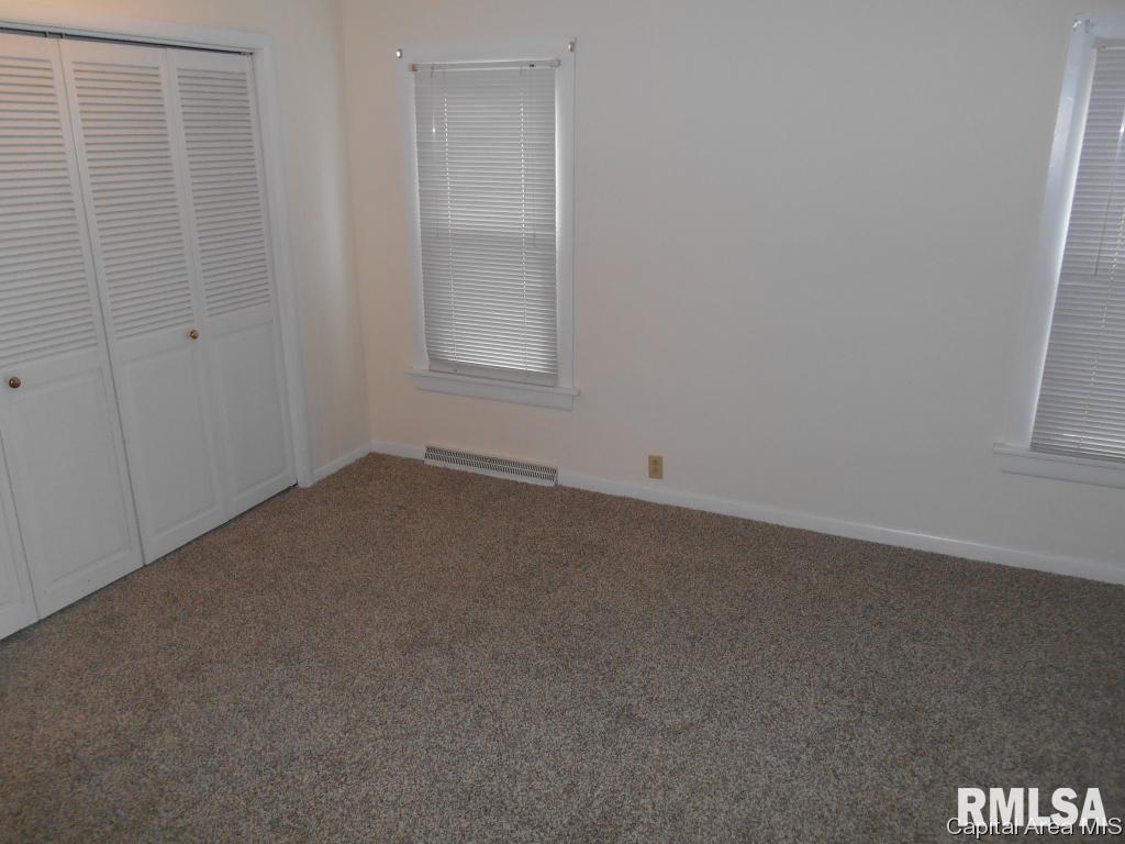 2329 East Reservoir Street Springfield, IL 62702 - Photo 8 of 27 Gallery Image 8