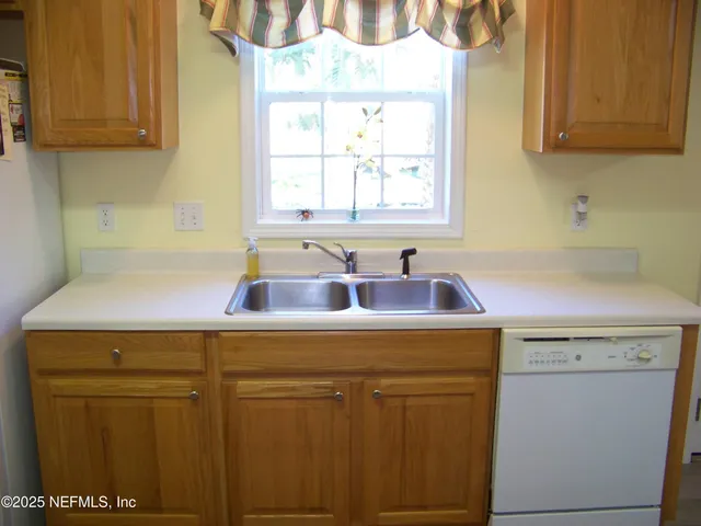 $449,900 | 118 Hick's Avenue, Crescent City, FL 32112