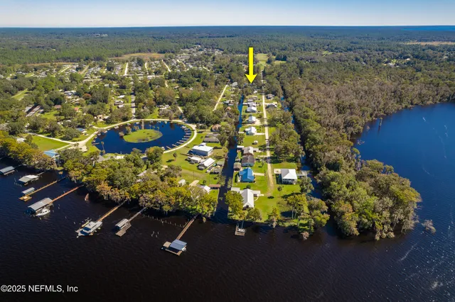 $449,900 | 118 Hick's Avenue, Crescent City, FL 32112