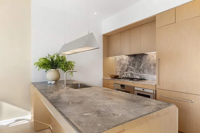 $1,900,000 | 30 Front Street, Unit 19D | DUMBO