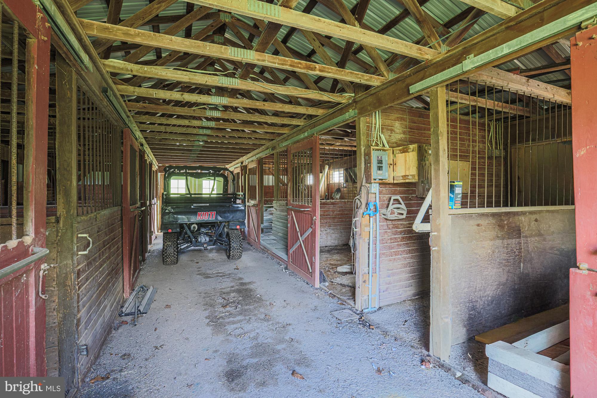 19020 Gunpowder Road Hampstead, MD 21074 - Photo 93 of 109 Run-In shed with electric