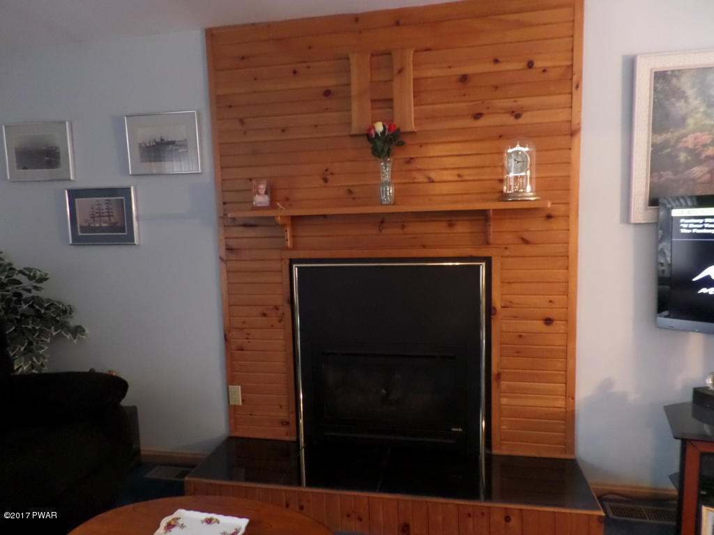 130 Timber Ridge Circle Greentown, PA 18426 - Photo 10 of 29 Living Room Fireplace