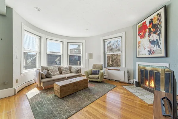 $1,100,000 | 48 Kent Street, Unit 5, Brookline, MA 02445