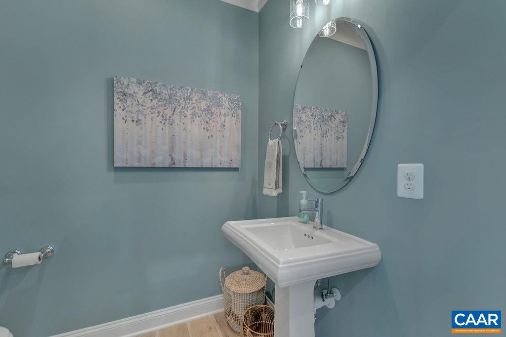 25 Wexford Ridge Road Ruckersville, VA 22968 - Photo 11 of 41 a bathroom with a sink and a mirror