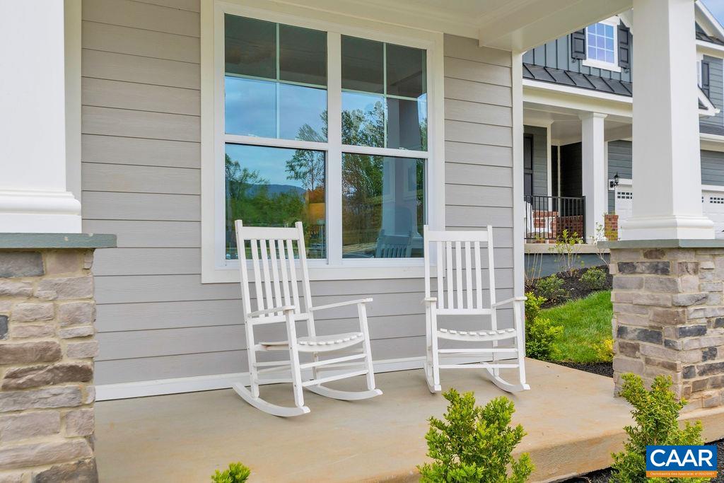 25 Wexford Ridge Road Ruckersville, VA 22968 - Photo 4 of 41 a front view of a house with a porch