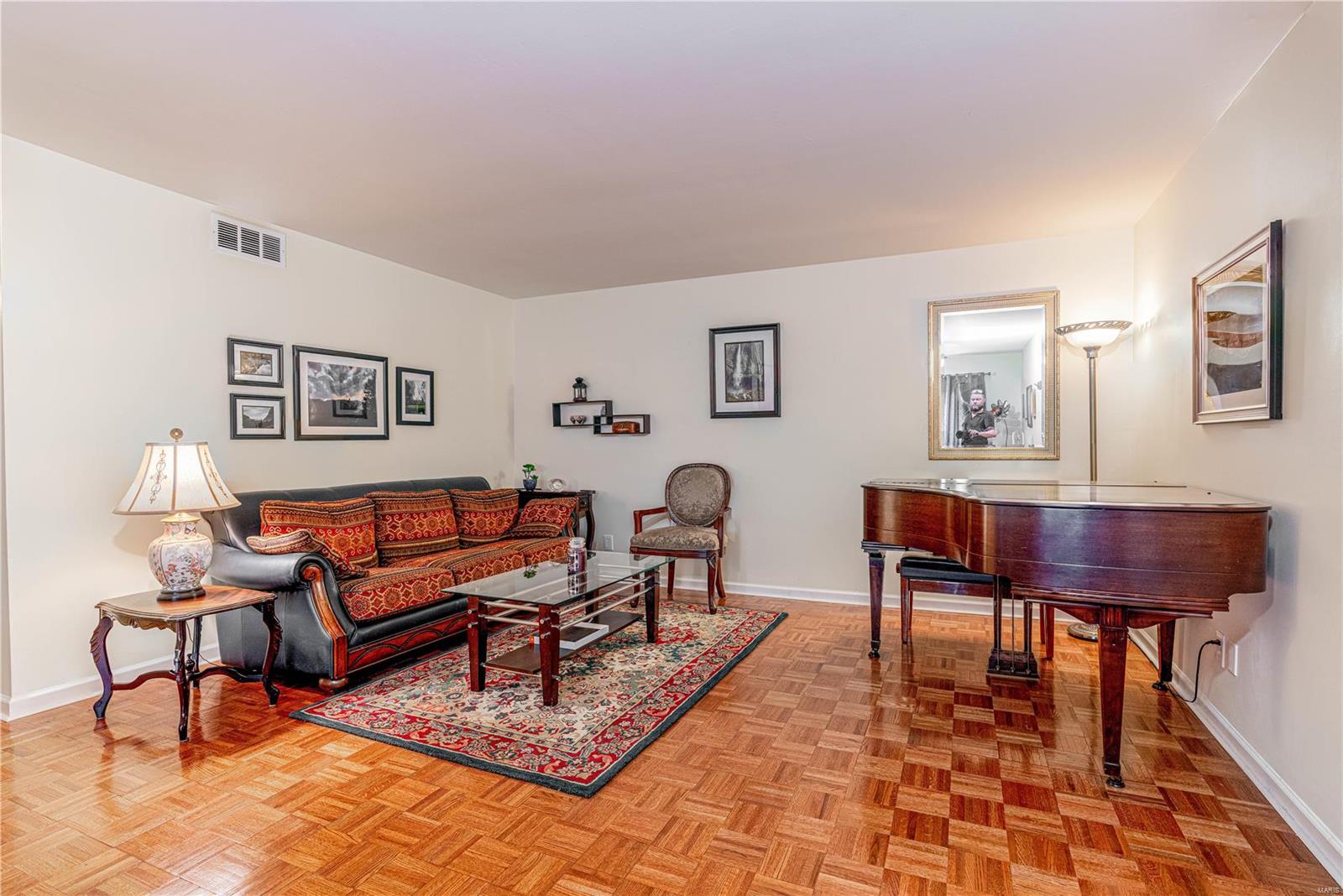 13453 Coliseum Drive, Unit E Chesterfield, MO 63017 - Photo 3 of 19