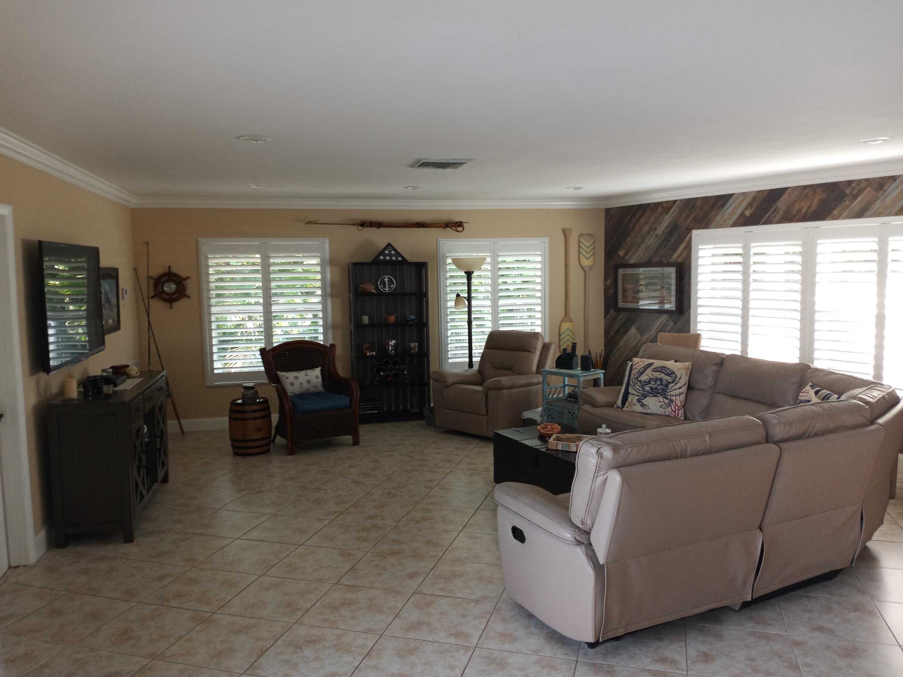 1275 Southwest 5th Court Boca Raton, FL 33432 - Photo 11 of 42 20230526_084721