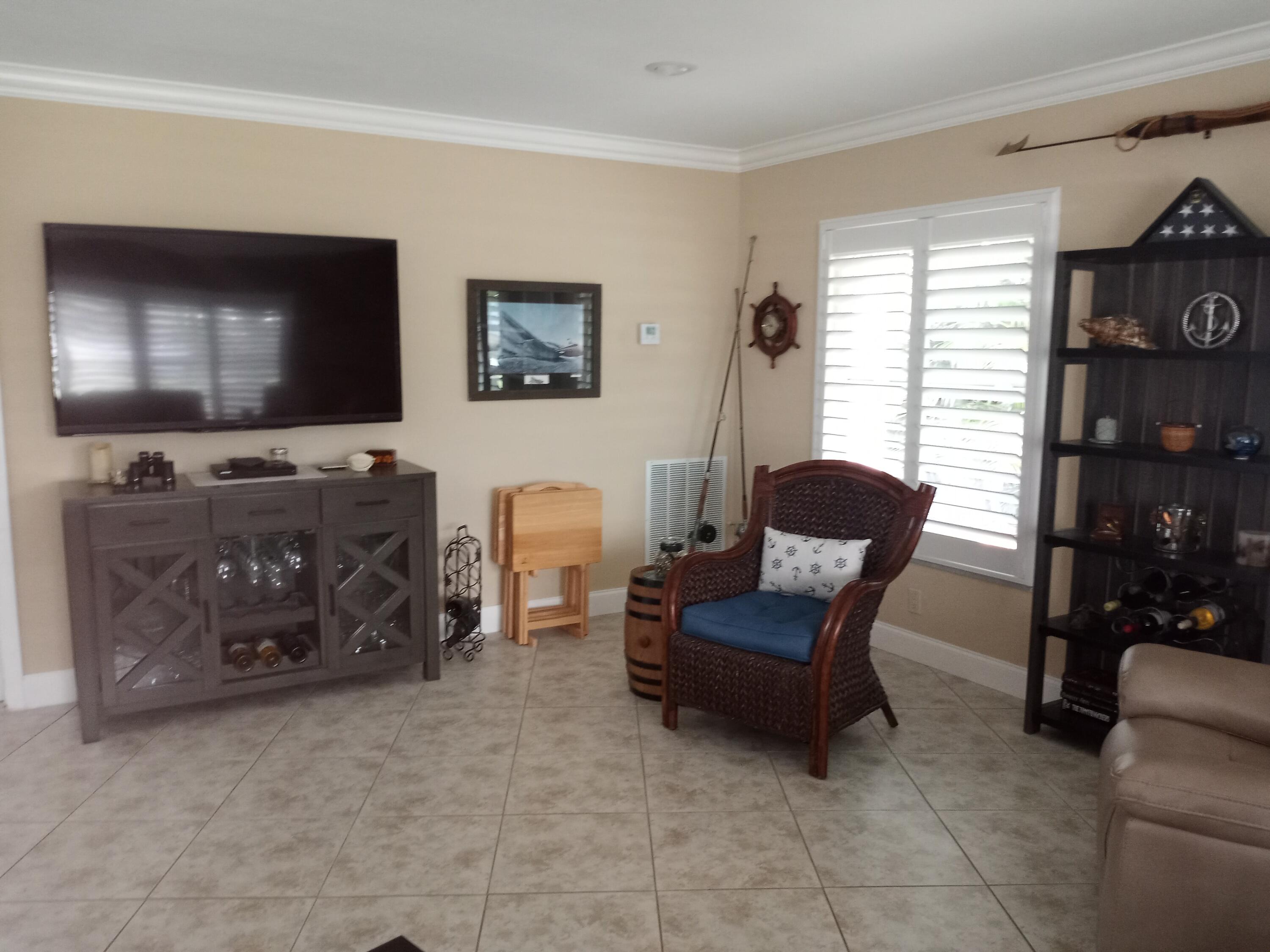 1275 Southwest 5th Court Boca Raton, FL 33432 - Photo 14 of 42 20230526_085216