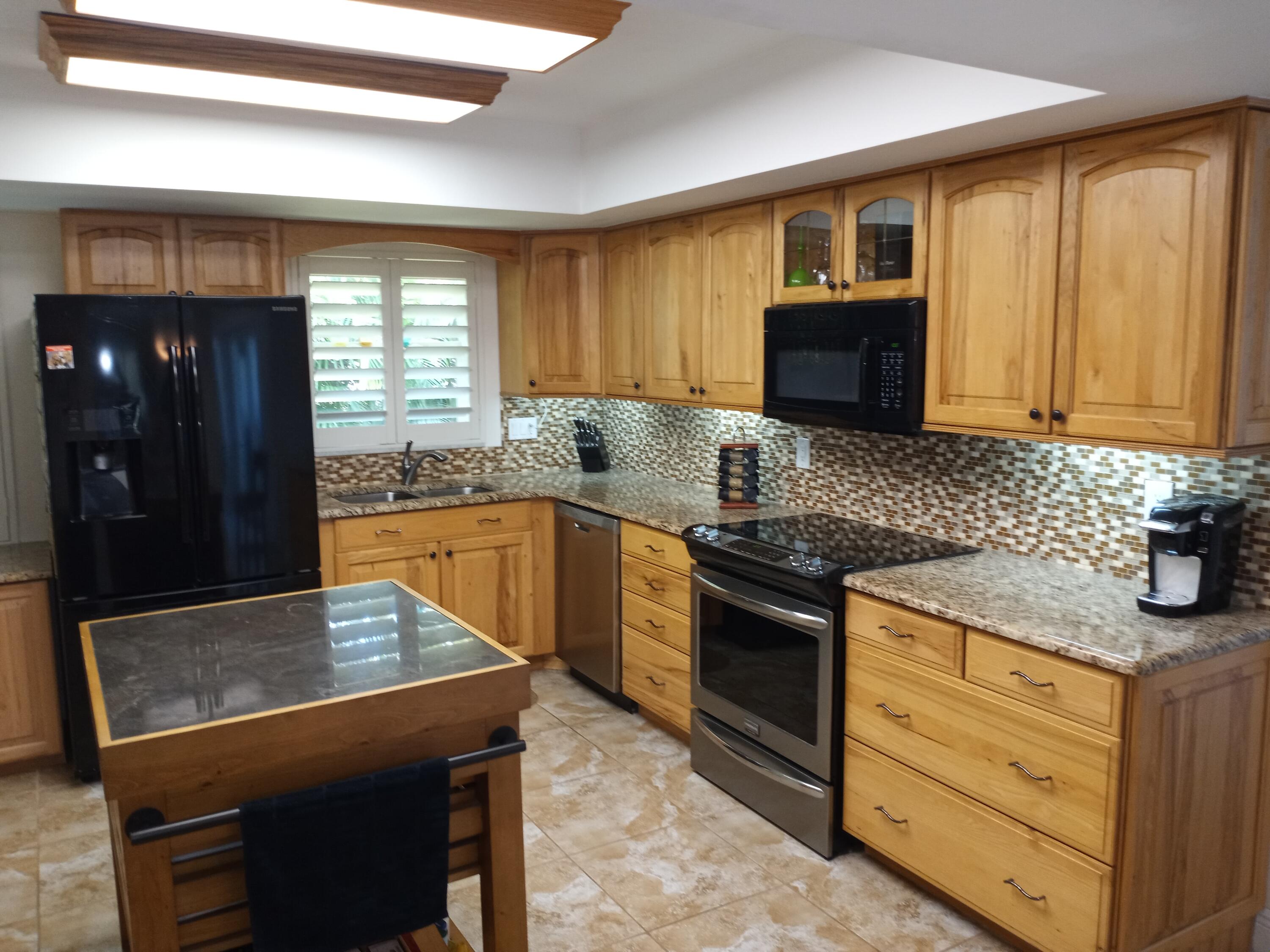1275 Southwest 5th Court Boca Raton, FL 33432 - Photo 27 of 42 20230526_103931