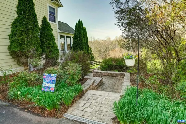 $1,125,000 | 820 Carlyle Place, Charlottesville, VA 22903