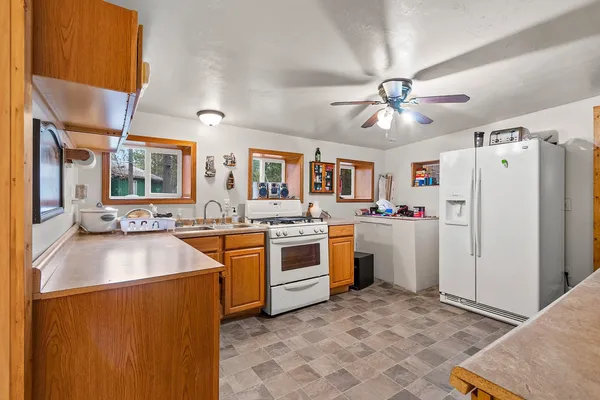 $299,900 | N11163 Bunny Bay Lane, Athelstane, WI 54104