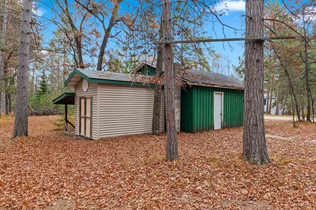 $299,900 | N11163 Bunny Bay Lane, Athelstane, WI 54104