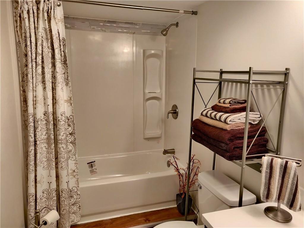 719 Ruth Avenue Erie, PA 16509 - Photo 9 of 22 Gallery Image 9