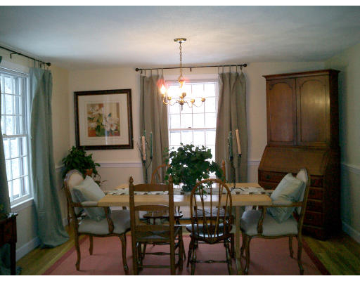 540 Heald Road Carlisle, MA 01741 - Photo 3 of 10 Gallery Image 3