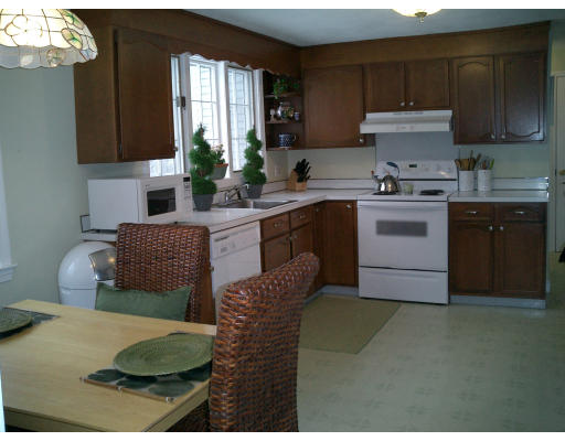 540 Heald Road Carlisle, MA 01741 - Photo 4 of 10 Gallery Image 4