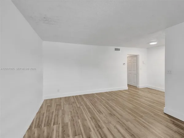 $1,875 | 114 Southeast 8th Street, Unit 102, Hallandale Beach, FL 33009