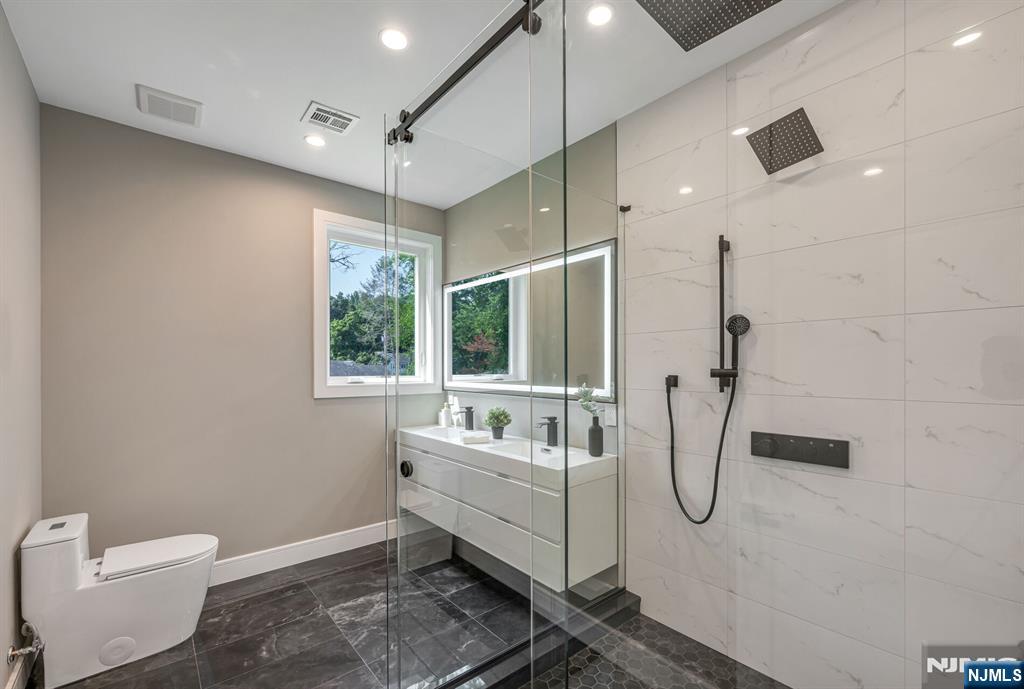62 Asmus Road Closter, NJ 07624 - Photo 25 of 45 Gallery Image 25