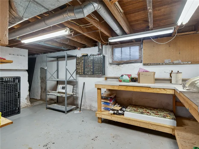 $185,000 | 10 Hebron Avenue, Manchester, NY 14548