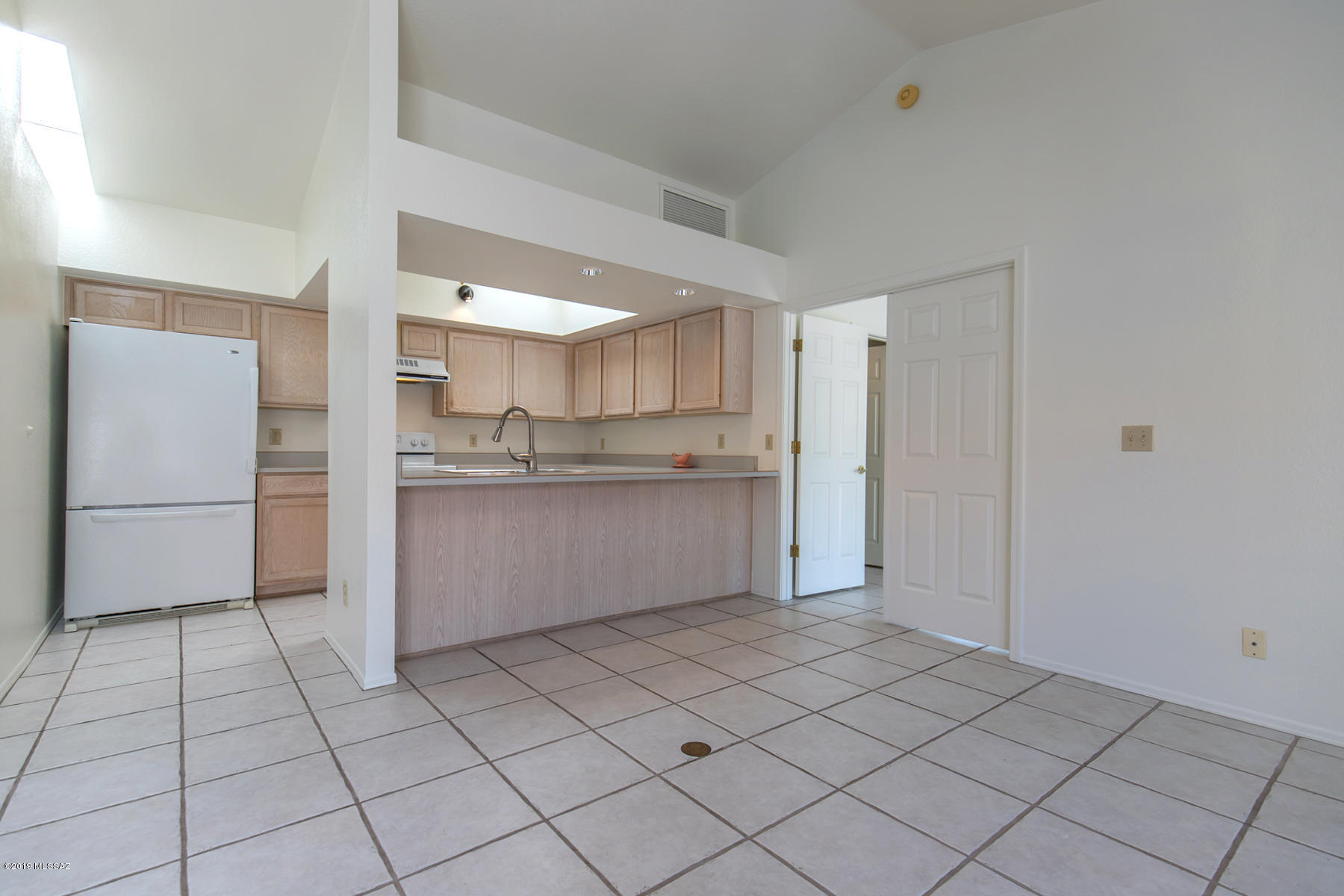 5263 North Mountain Terrace Road Tucson, AZ 85750 - Photo 8 of 26