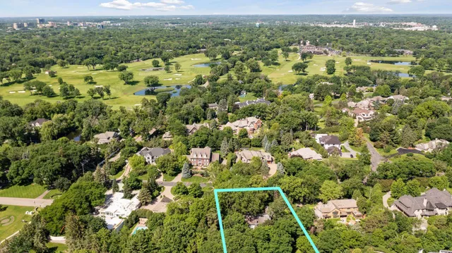 $5,500,000 | 4909 Rolling Green Parkway, Edina, MN 55436