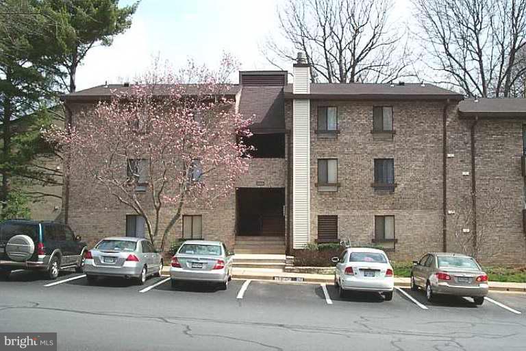 2255 Castle Rock Square, Unit 2B Reston, VA 20191 - Photo 5 of 14 Exterior