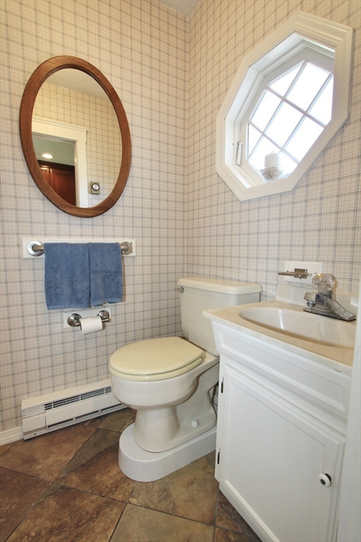25 Rollinson Road Worcester, MA 01606 - Photo 13 of 29 Gallery Image 13