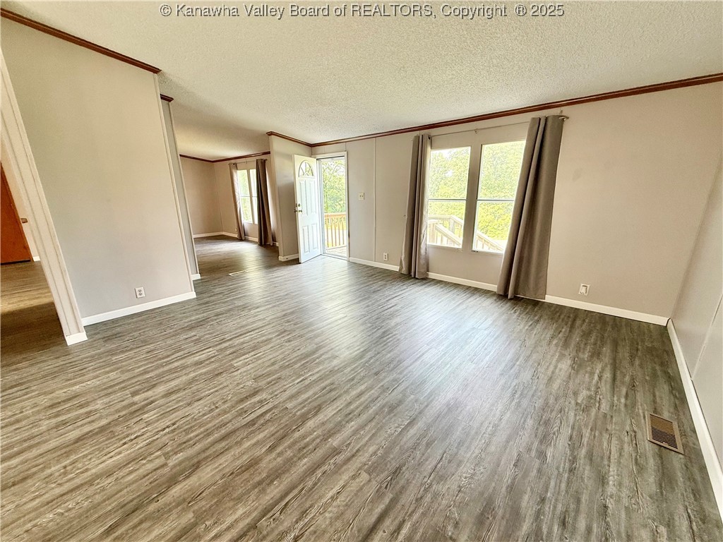 4305 Ravenswood Pike Ripley, WV 25271 - Photo 3 of 37 Gallery Image 3