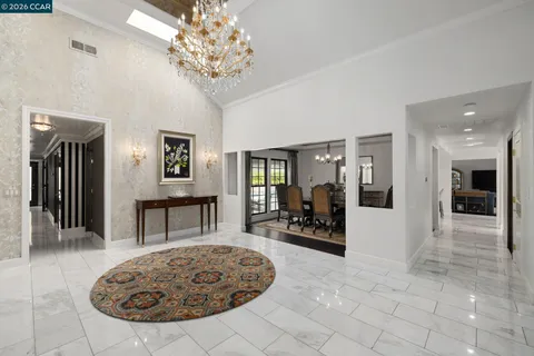 $3,698,800 | 2705 Mossy Oak Drive, Danville, CA 94506