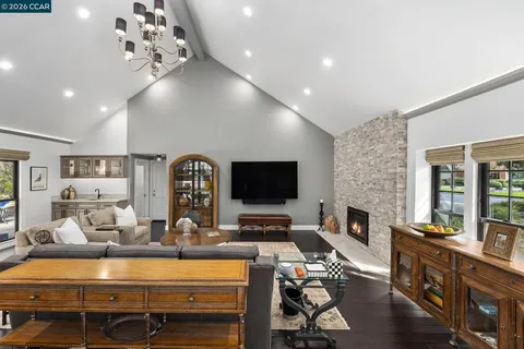 $3,698,800 | 2705 Mossy Oak Drive, Danville, CA 94506