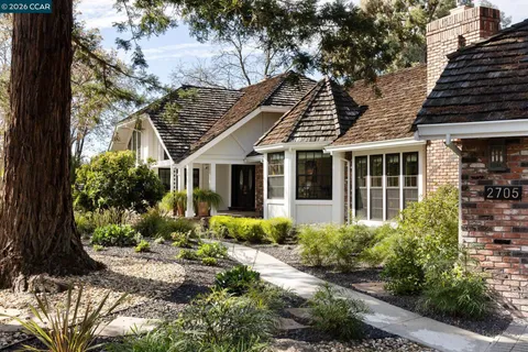 $3,698,800 | 2705 Mossy Oak Drive, Danville, CA 94506