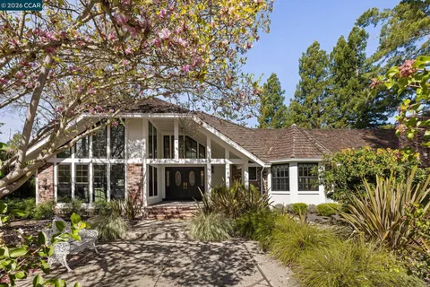 $3,698,800 | 2705 Mossy Oak Drive, Danville, CA 94506