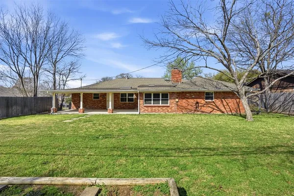 $2,400 | 5017 Whistler Drive, Fort Worth, TX 76133