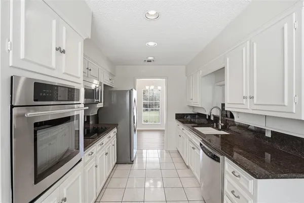 $2,400 | 5017 Whistler Drive, Fort Worth, TX 76133