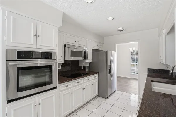 $2,400 | 5017 Whistler Drive, Fort Worth, TX 76133