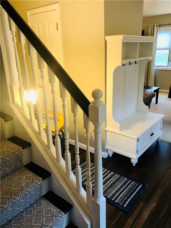 213 Sandworks Road Hunker, PA 15639 - Photo 3 of 25 Foyer is Welcoming.