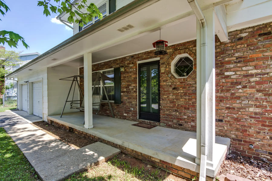 1004 Roderick Road Knoxville, TN 37923 - Photo 2 of 36 Covered Porch