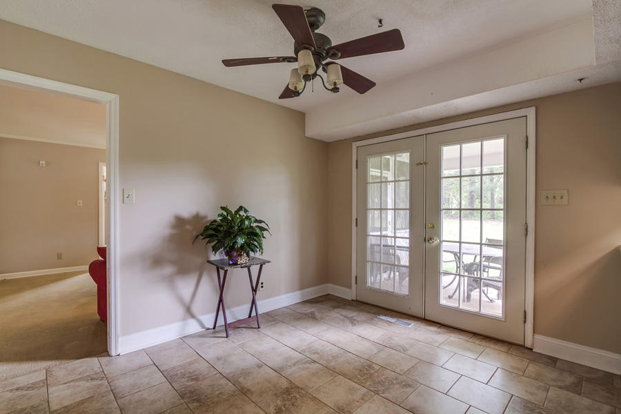 1004 Roderick Road Knoxville, TN 37923 - Photo 13 of 36 Eat-in Kitchen