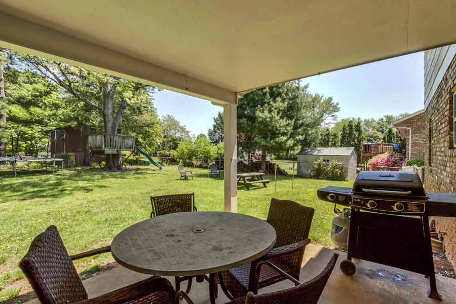1004 Roderick Road Knoxville, TN 37923 - Photo 31 of 36 Covered Porch on Rear