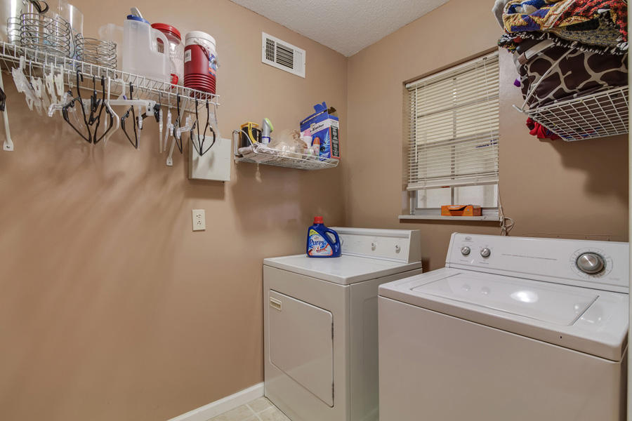 1004 Roderick Road Knoxville, TN 37923 - Photo 9 of 36 Tiled Laundry on Main Level