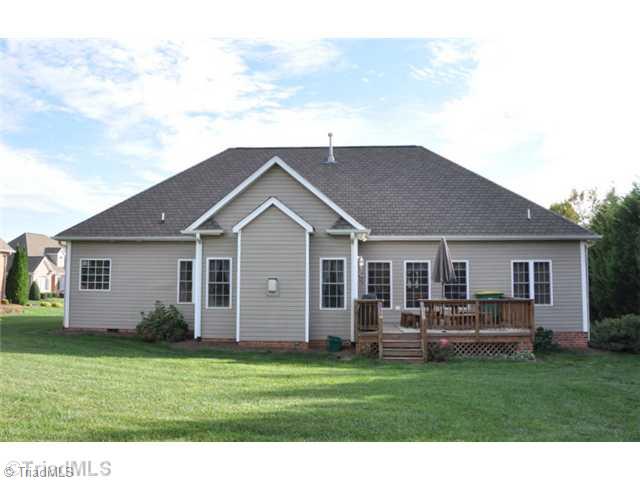 7064 Harperglen Road Clemmons, NC 27012 - Photo 16 of 16 Exterior Back.
